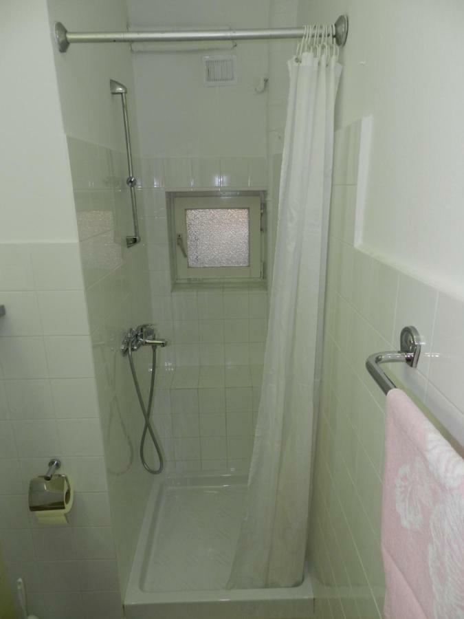 Levak Apartments - Apt. 2 Pjescana Uvala Dış mekan fotoğraf