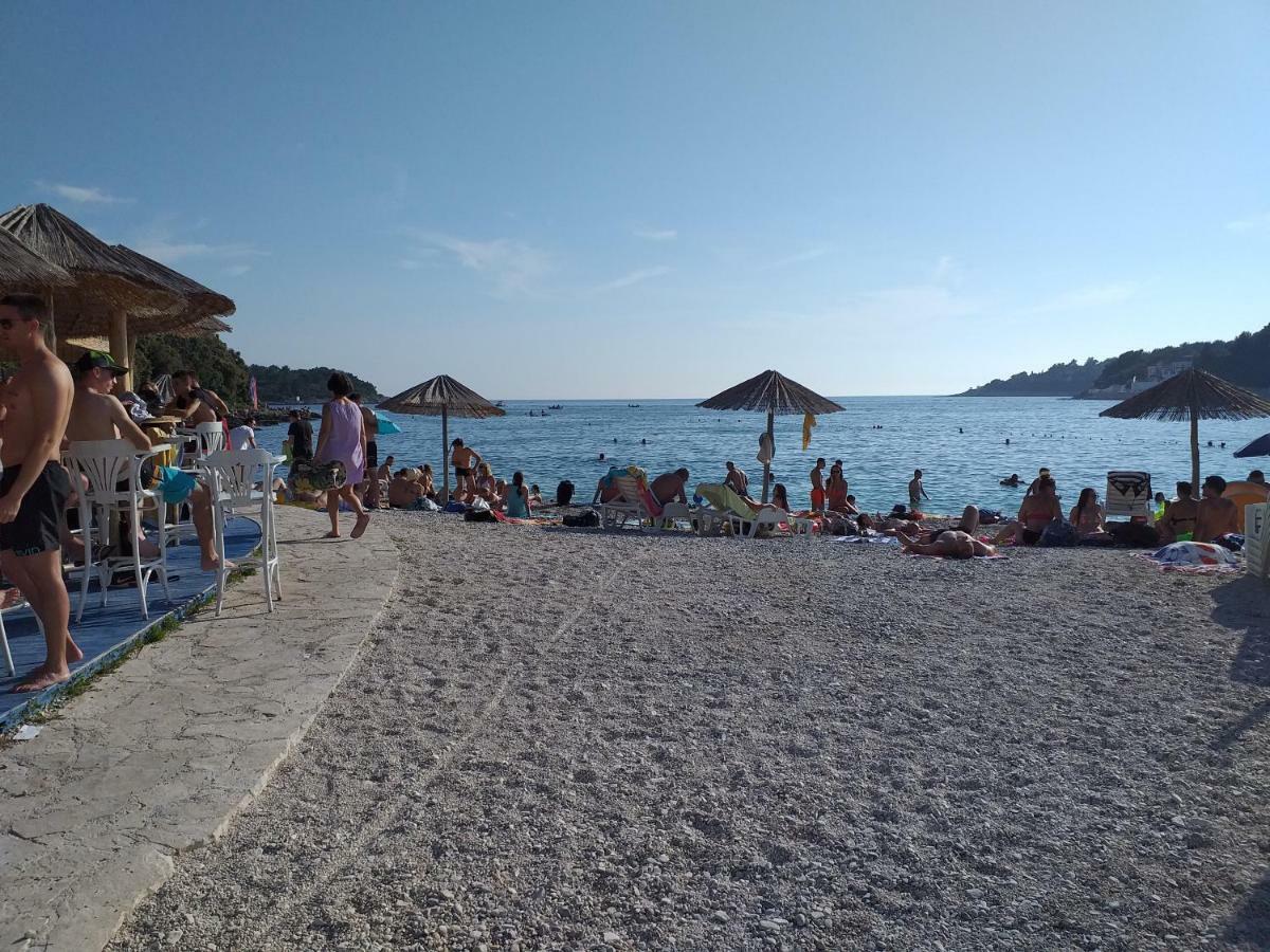 Levak Apartments - Apt. 2 Pjescana Uvala Dış mekan fotoğraf